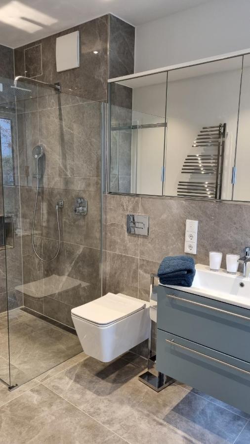 70 Qm Grosses Apartment Mit Garten Zwischen Potsdam Und Berlin Stahnsdorf Esterno foto